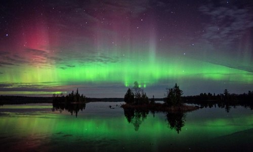 10 Stunning Photos of Rare Northern Lights (And How to Take Your Own)