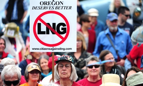 600 Rally in Opposition to LNG Exports