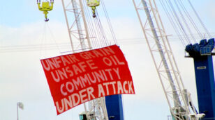 Dockworkers Protest Crude-By-Rail Terminal and Unfair Labor Practices