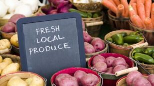 9 Ways to Support Your Local Food Community