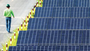 Why the World’s Largest Companies are Investing in Renewable Energy