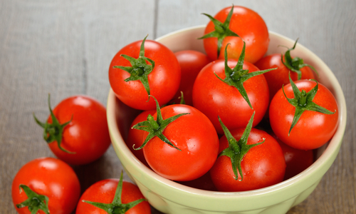 8 Ways Tomatoes Are an Anti-Aging Superfood