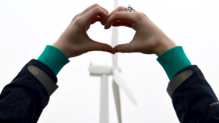 Slideshow: Tweets Show Why Advocates ‘Heart’ Wind Energy