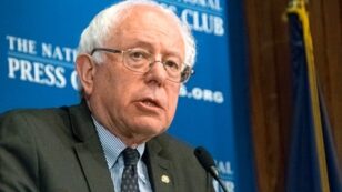 6 Reasons Not to Underestimate Bernie Sanders’ Presidential Run