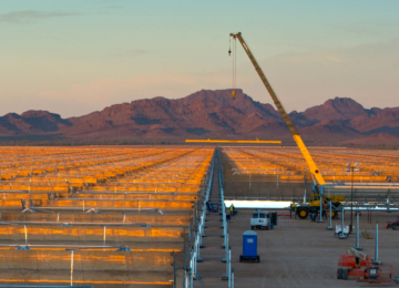 Arizona Solar Farm Ready to Power 70,000 Homes