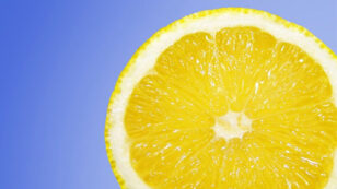 6 Ways Lemons Contribute to a Healthy Diet