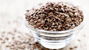 10 Health Benefits of Flaxseeds