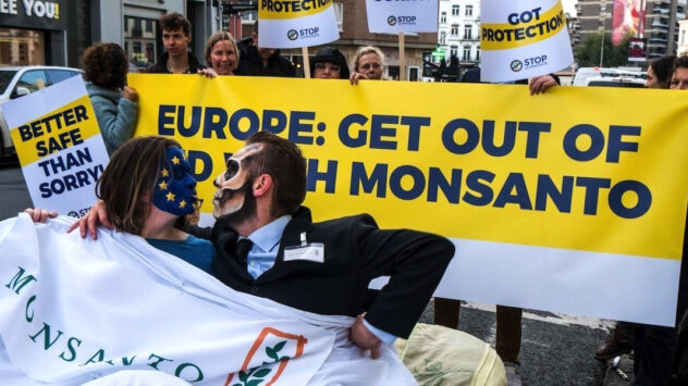 Monsanto ‘Commands’ Civic Group to Turn in All Communications Over Glyphosate