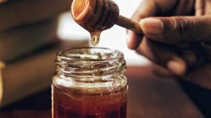 The Best Manuka Honey (According to a Dietician)
