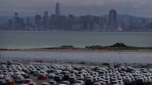 GM, Chrysler, Toyota, Fiat Side With Trump in Fuel Efficiency War Against California