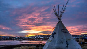 10 Arrested as Deadline to Evacuate Dakota Access Pipeline Protest Camp Passes