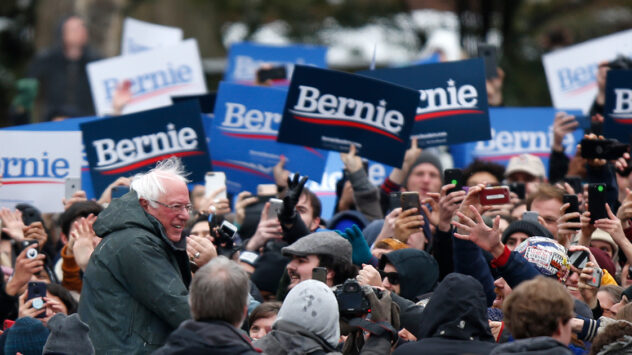 Bernie Sanders Becomes First 2020 Primary Candidate to Promise Carbon Neutral Campaign