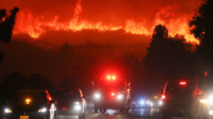 ‘Explosive’ Southern California Lake Fire Spreads to 10,000 Acres Within Hours