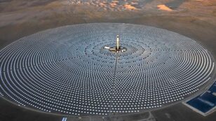 World’s First 24/7 Solar Power Plant Powers 75,000 Homes