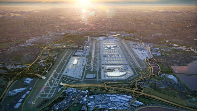 UK Airports Must Shut to Reach 2050 Climate Target, New Research Concludes