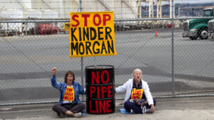 Opposition Forces Kinder Morgan to Halt Trans Mountain Pipeline
