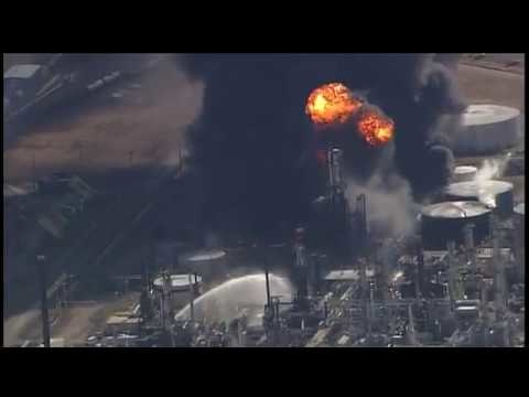 Wisconsin Oil Refinery Explosion Injures at Least 15 People