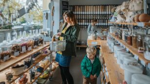 9 Ways to Be an Eco-Friendlier Grocery Shopper