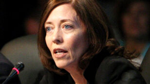 Does Maria Cantwell Stand With the Environment or Stand With Donald Trump?