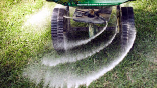 8 Disturbing Facts About Monsanto’s Evil Twin—The Chemical Fertilizer Industry