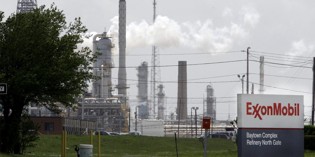 Judge to Exxon: Pay $20 Million for Violating Clean Air Act More Than 16,000 Times