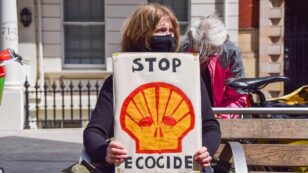In Historic Ruling, Dutch Court Rules Shell Must Abide by Paris Agreement