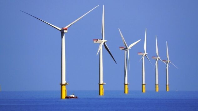 Britain Achieves the ‘Unthinkable’ as Renewables Leapfrog Fossil Fuel Capacity