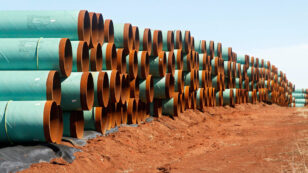 Oil Giant Pulls Plug on Sandpiper Pipeline