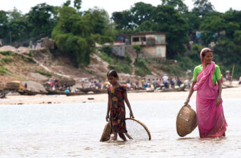 UN and Bangladeshi Government Team Up to Help Women Adapt to Climate Change