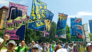 10,000 March in Philly Calling for a Clean Energy Revolution