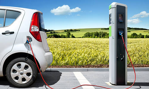 Big Oil Gearing Up to Battle Electric Vehicles