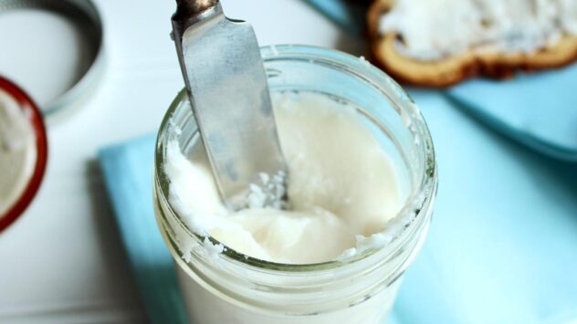 7 Healthy Substitutes for Common Dairy Products