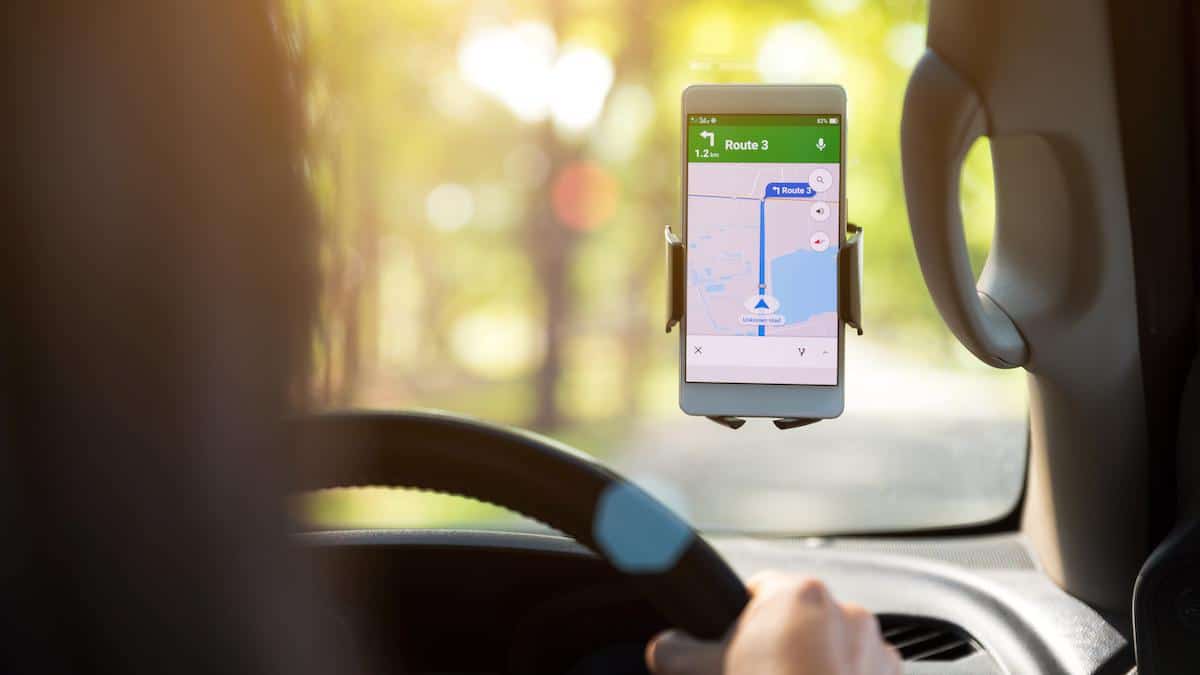 Google Maps helps a driver reach her destination.