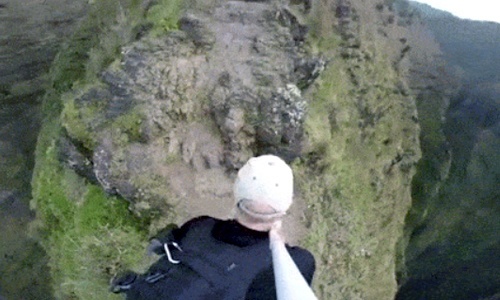 Hiker Snaps Terrifying Selfie From ‘Edge of the World’
