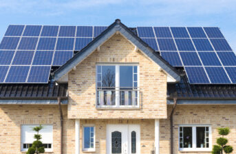 How Utilities Are Trying to Slow Down Rooftop Solar