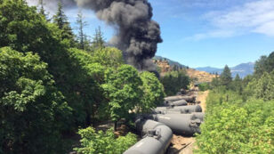 Oil Train Derails in Columbia River Gorge, Rally Calls for Ban on ‘Bomb Trains’