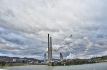 EPA Allows Coal Ash Ponds to Stay Open Despite Court Order
