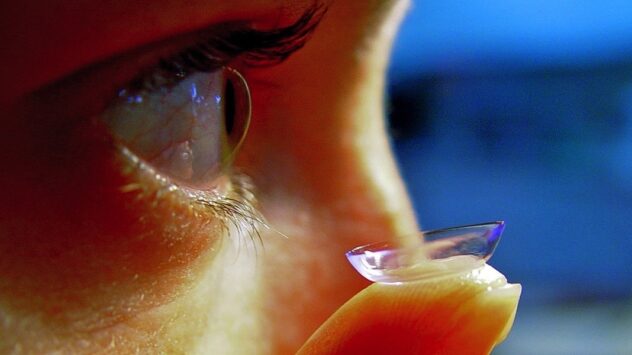 Contact Lenses Add to Earth’s Microplastic Crisis
