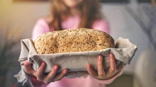 Baking Homemade Bread Becomes a Public Good