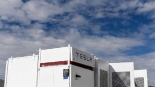 Tesla Is Building a Giant Battery in Texas to Back up Grid
