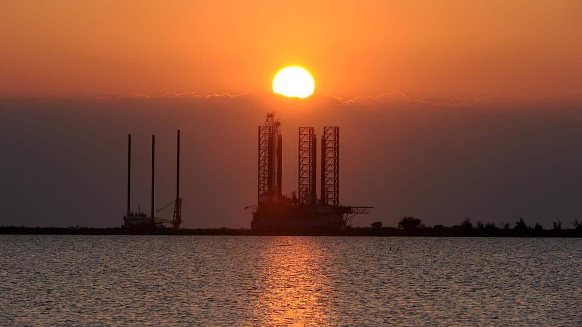<wbr />An oil platform in the Gulf of Mexico at Port Fourchon in Louisiana.