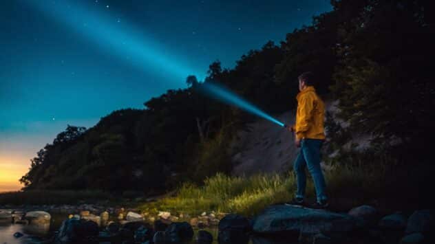 Buyers Guide: 4 Best Rechargeable Flashlights (2022)
