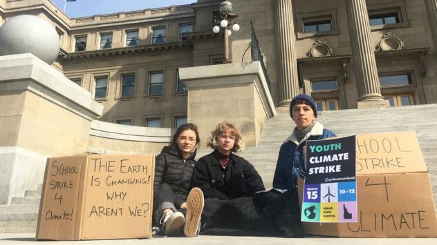 How High School Students Are Collaborating to Organize Youth Climate Strikes