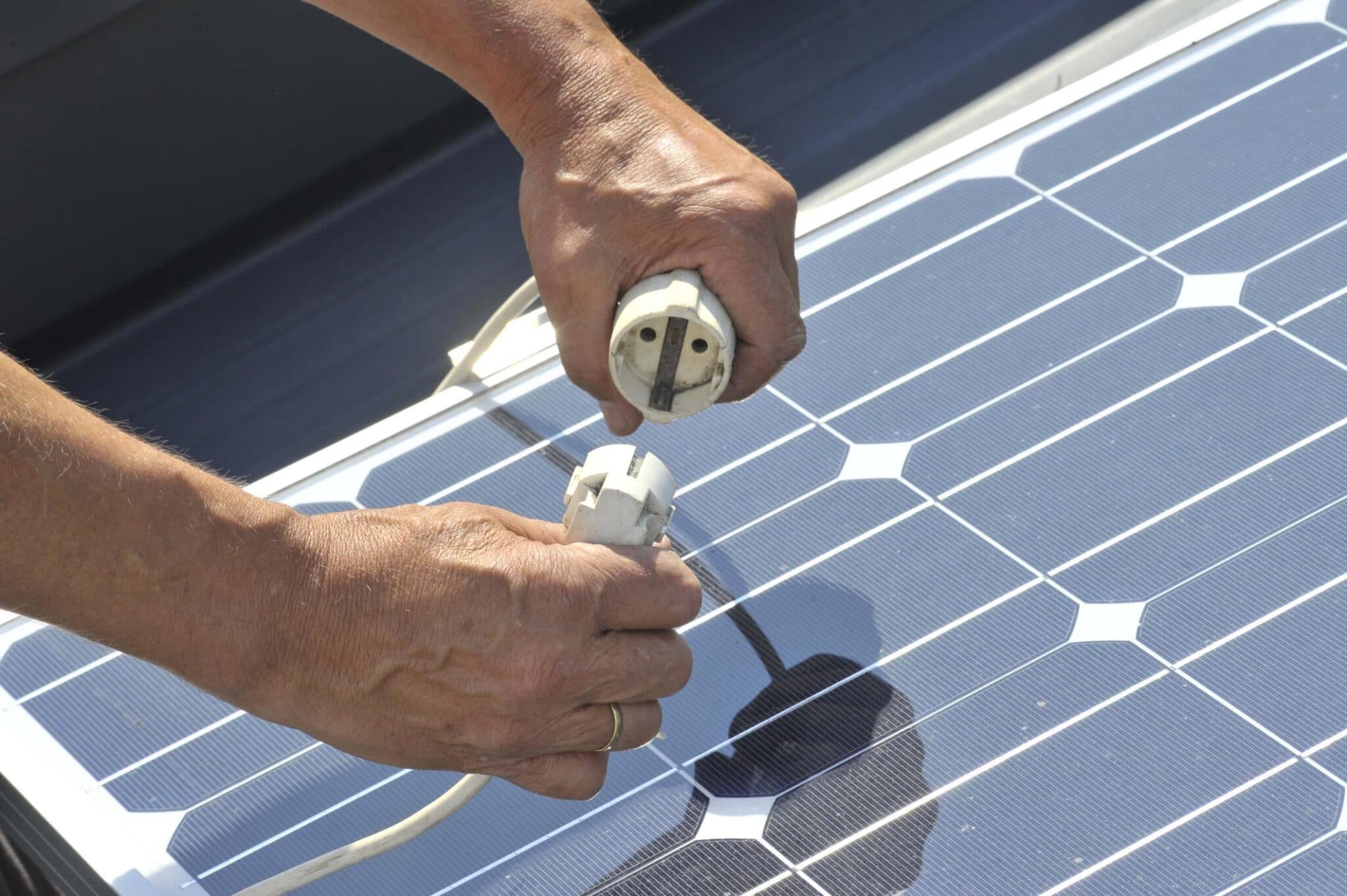 plugging in solar panel