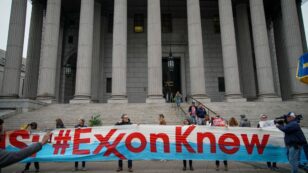 450+ Scientists Want Advertisers to Ditch Fossil Fuel Clients