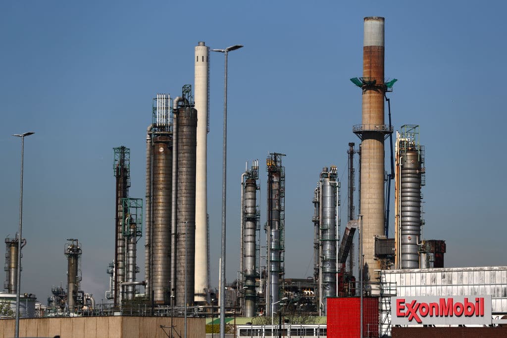 exxon refinery