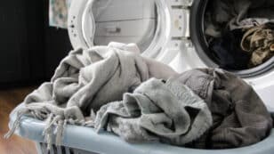 15-Minute Tumble Dry Can Release Hundreds of Thousands of Microfibers Into the Air