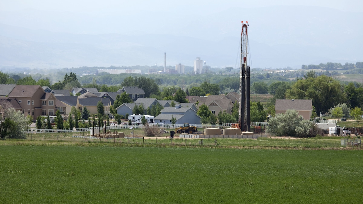 A fracking rig near homes in Colorado.