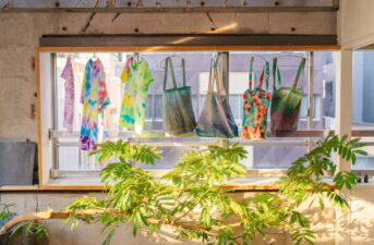 Brighten Up Your Wardrobe With DIY Natural Tie Dyes