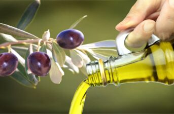 5 Health Benefits of Cold Pressed Olive Oil